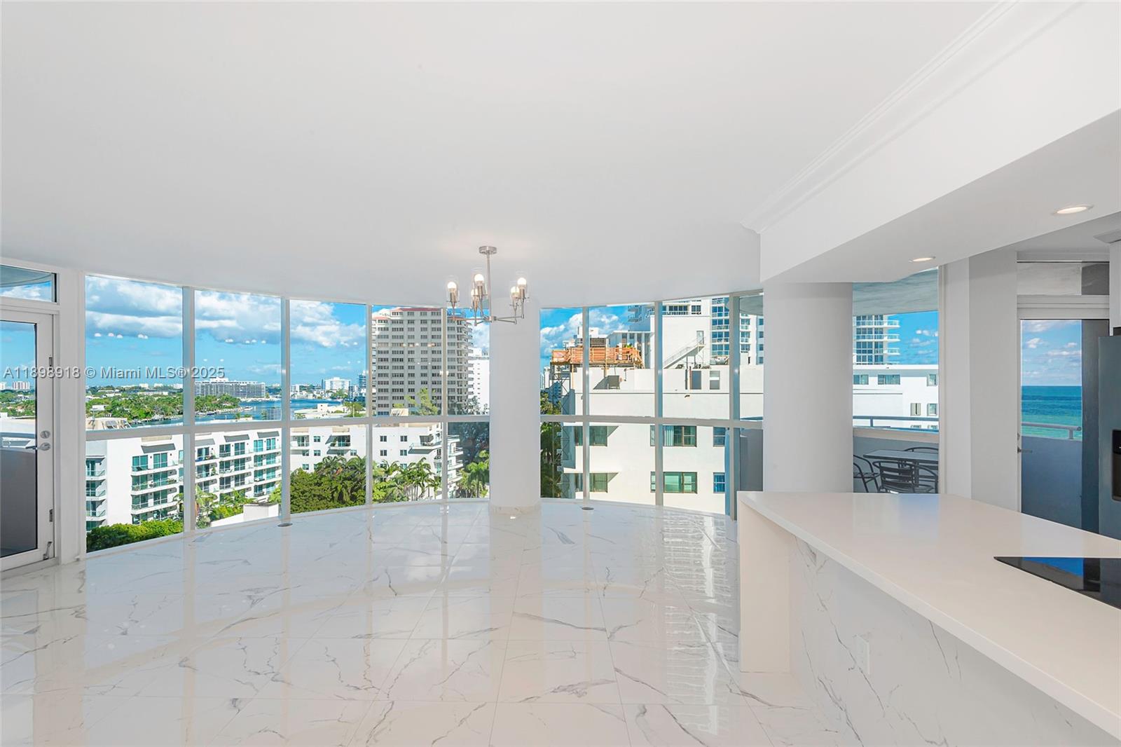 image La Gorce Palace Condo6