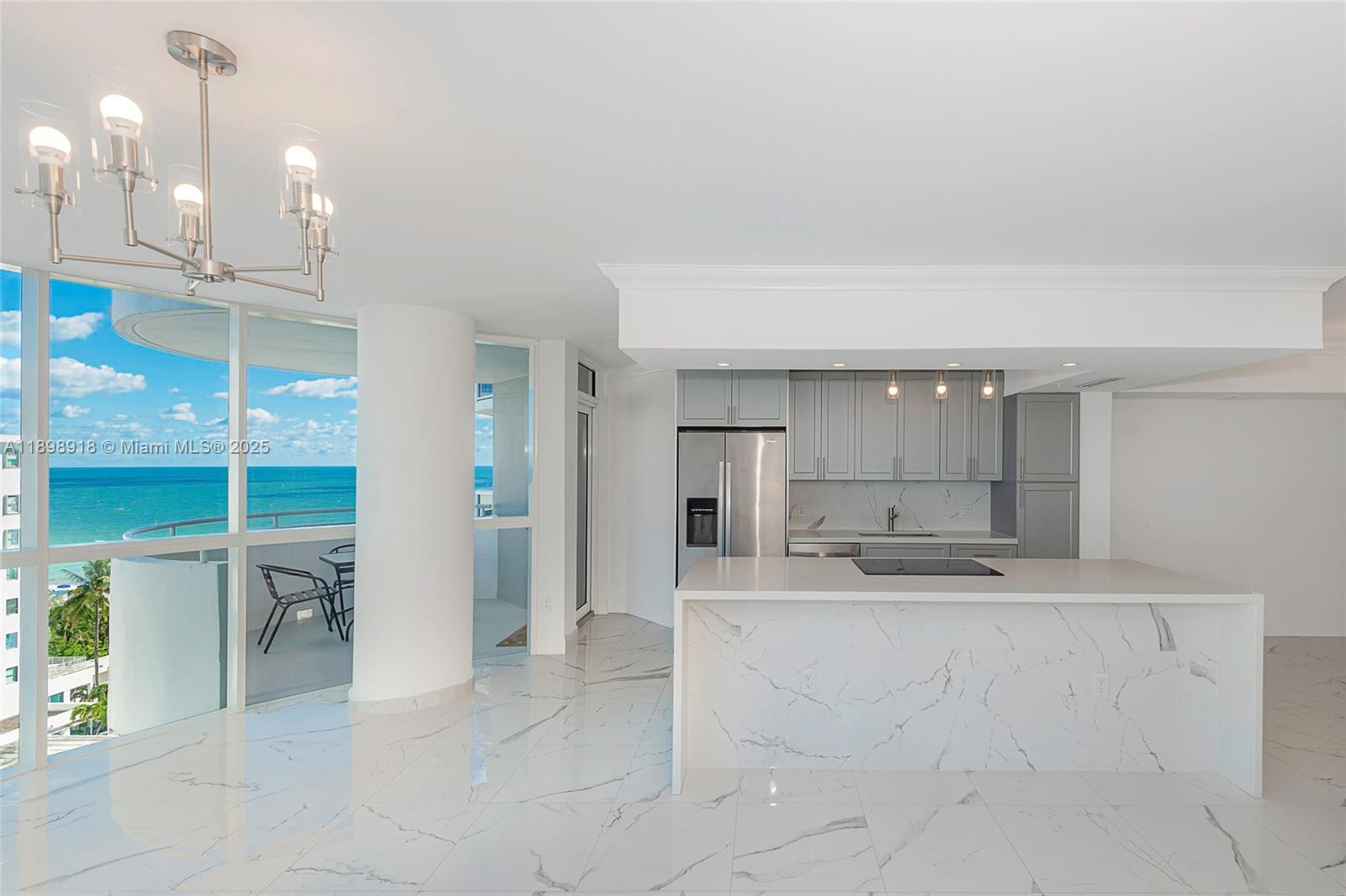 image La Gorce Palace Condo8