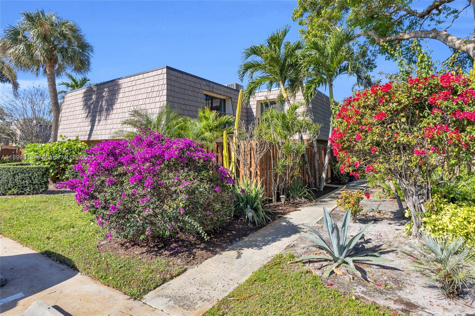 112 Ocean Cv Dr Jupiter, FL 33477