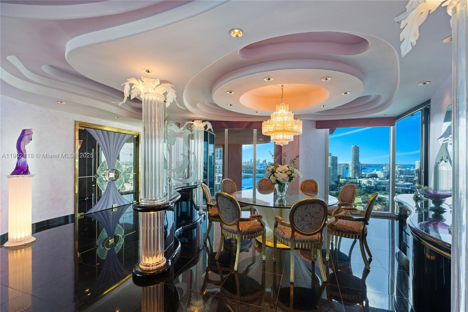 300 S Pointe Dr #TH 3103 Miami Beach, FL 33139