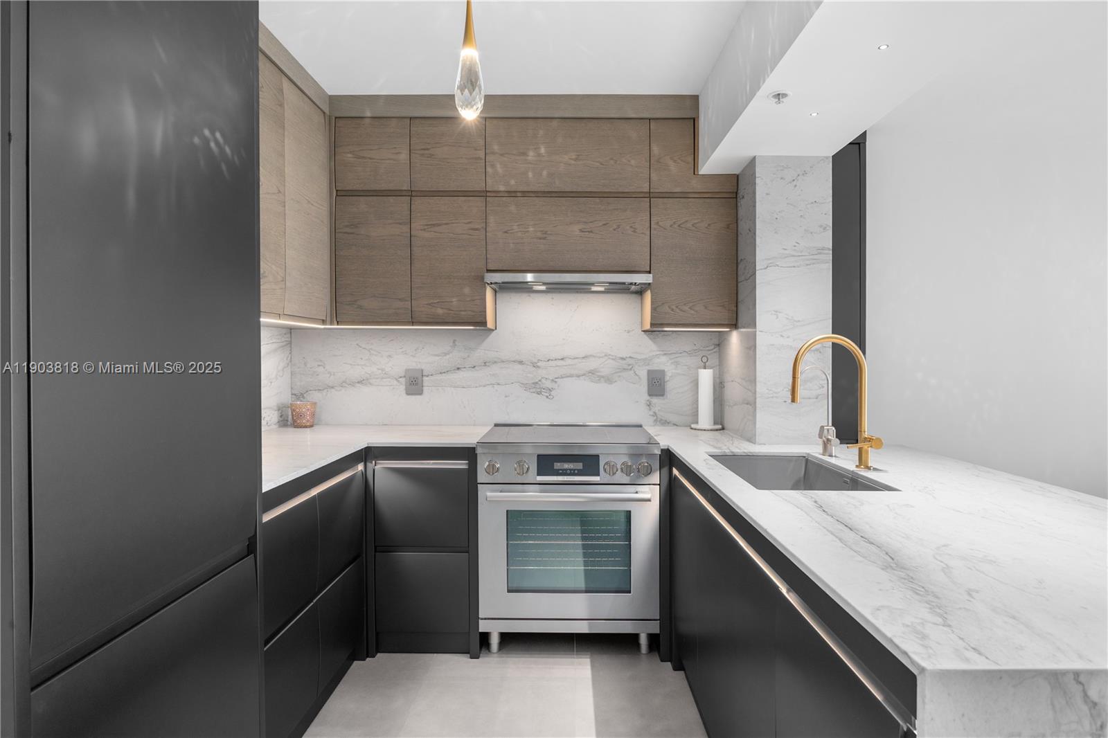 image Sunset Harbour4