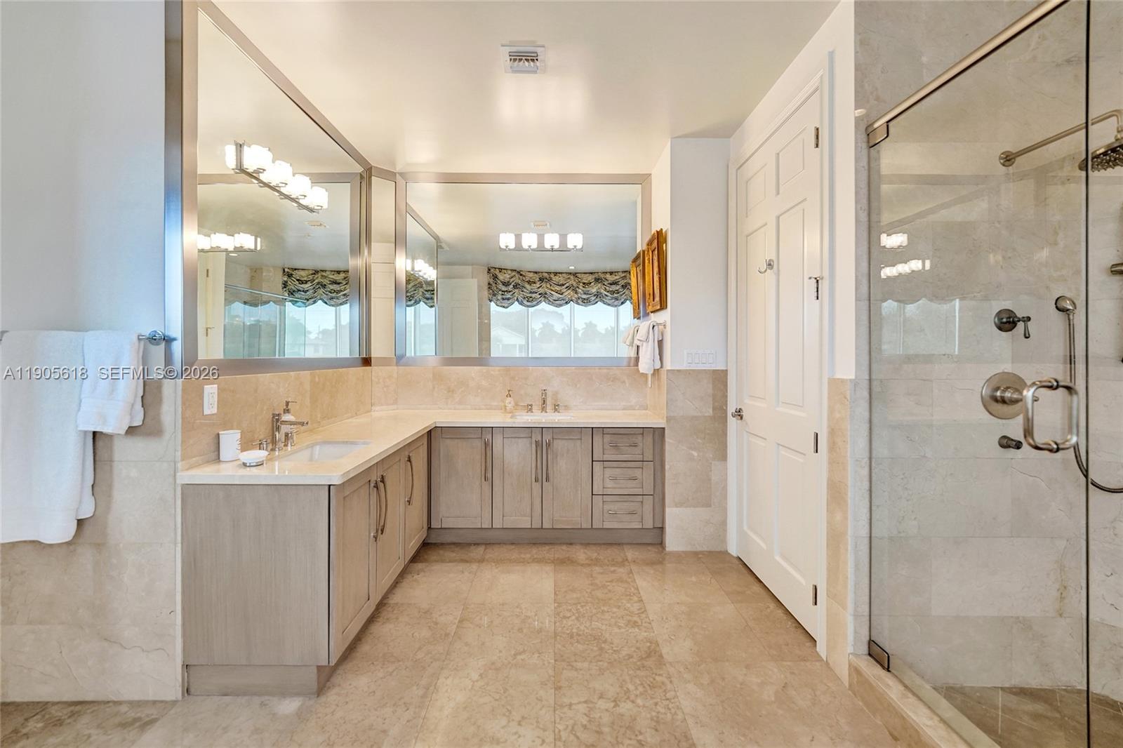 516 Hendricks Isle #2C Fort Lauderdale, FL 33301