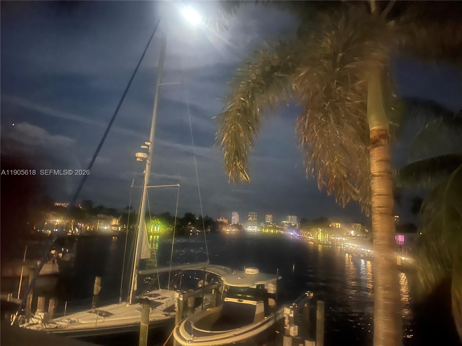 516 Hendricks Isle #2C Fort Lauderdale, FL 33301