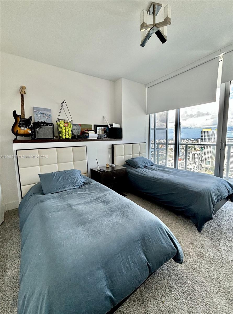 image Axis On Brickell11