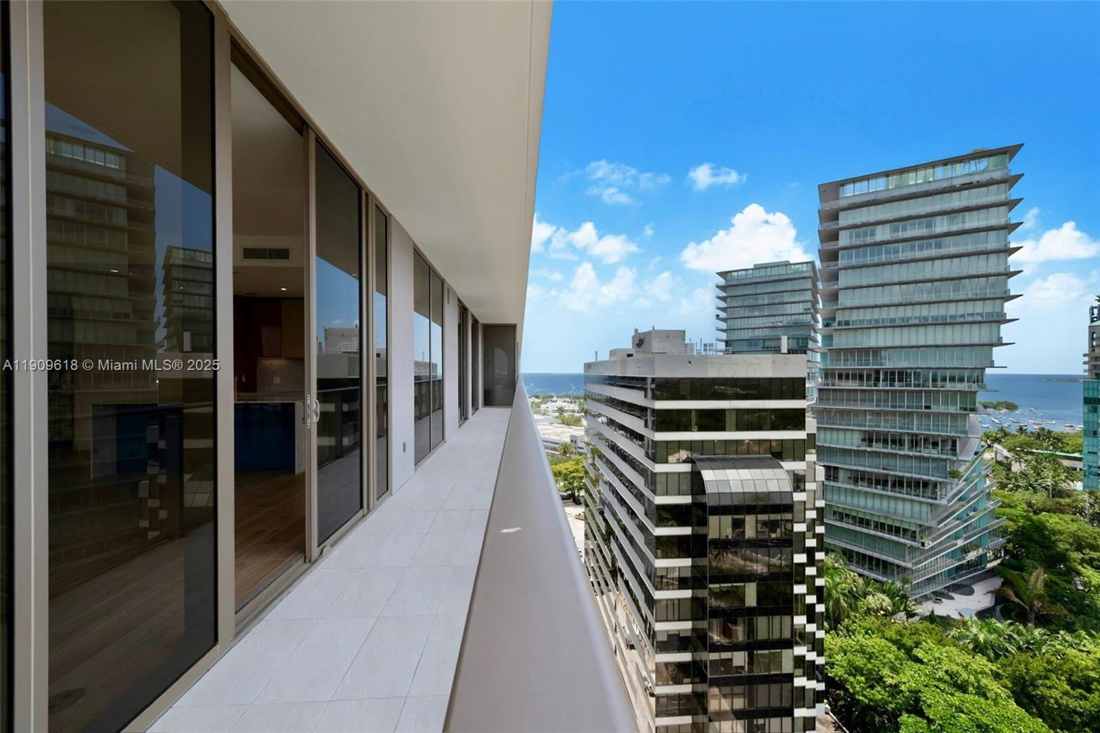 2678 Tigertail Ave #1501 Miami, FL 33133