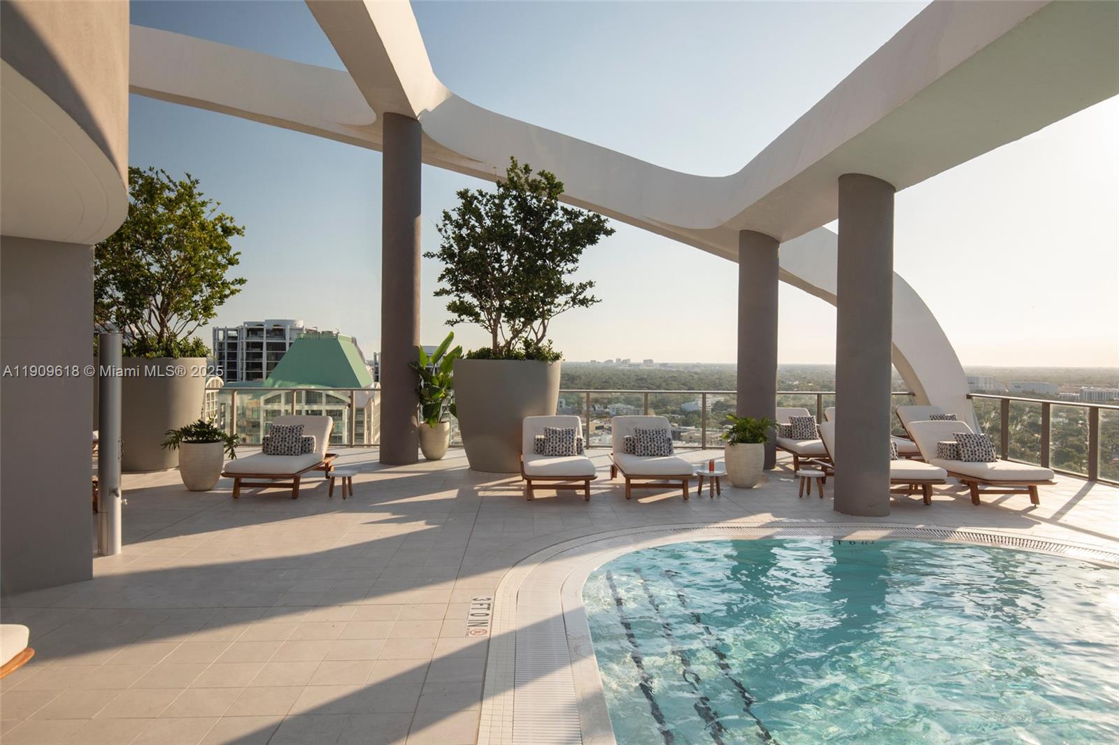 2678 Tigertail Ave #1501 Miami, FL 33133