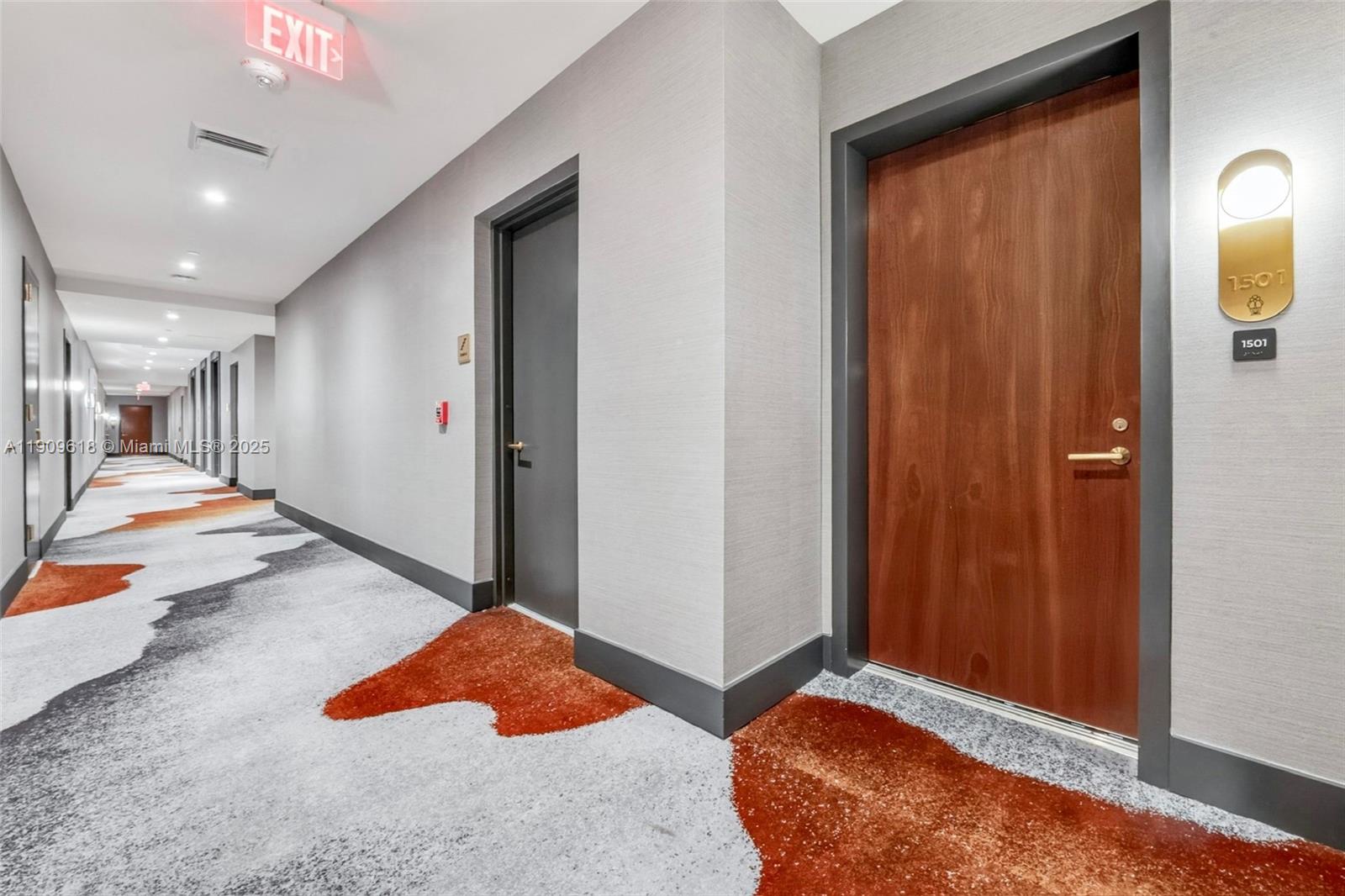 2678 Tigertail Ave #1501 Miami, FL 33133