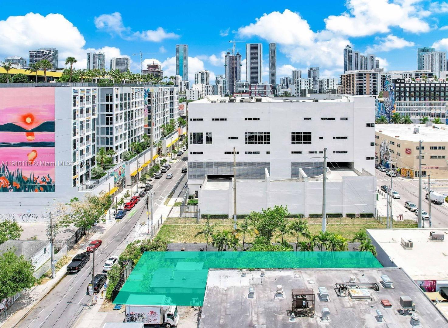 118 NW 24th St Miami, FL 33127