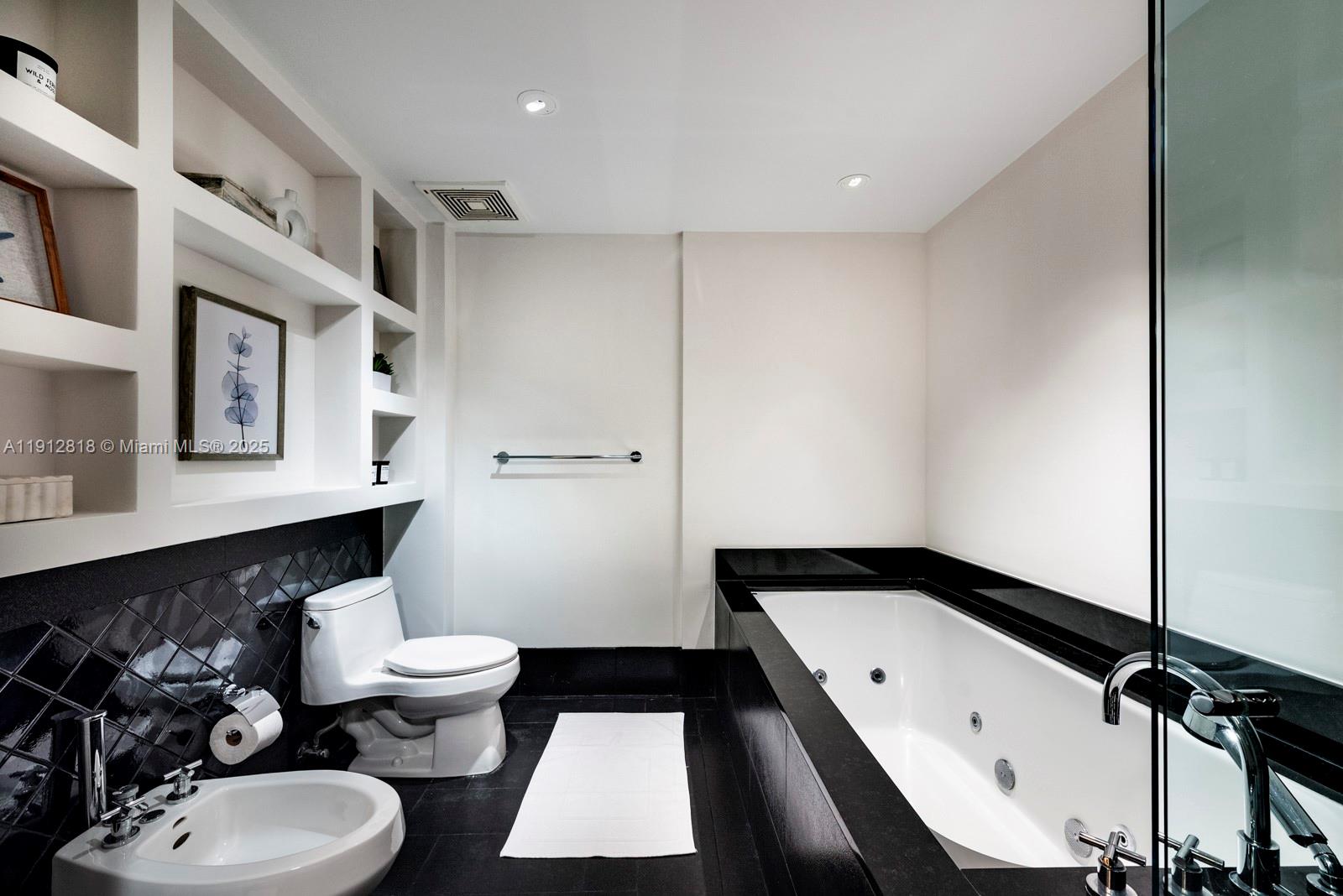 101 20th St #3006 Miami Beach, FL 33139