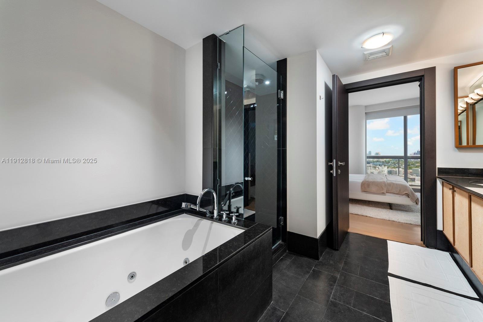 101 20th St #3006 Miami Beach, FL 33139