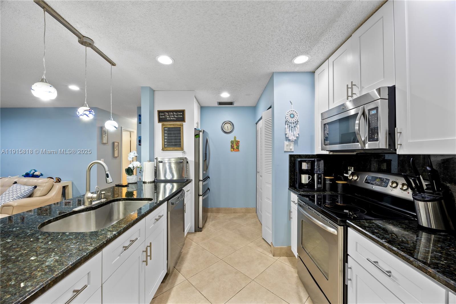 14640 W Lucy Dr Delray Beach, FL 33484