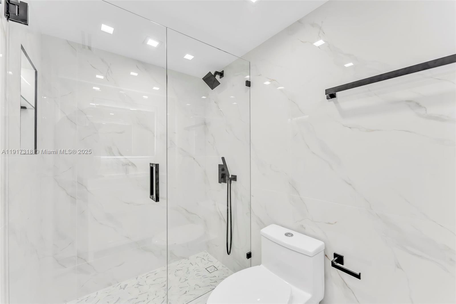 251 174th St #1414 Sunny Isles Beach, FL 33160