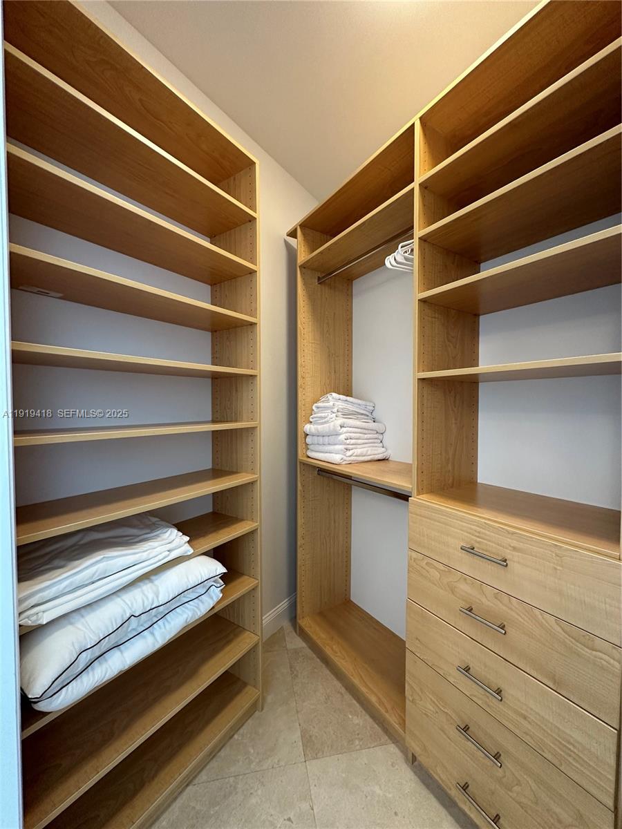 image Trump Tower I30