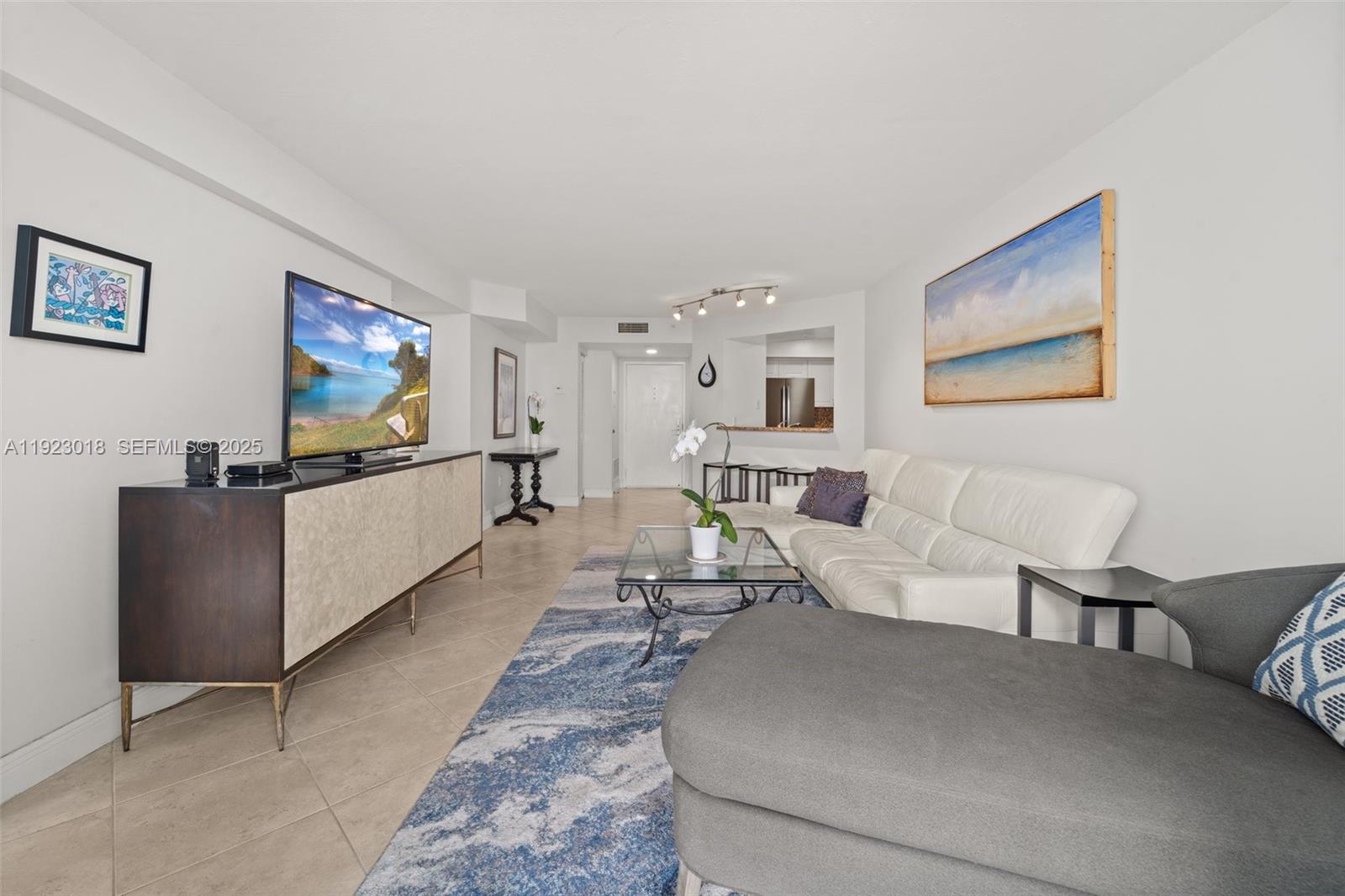 1900 Sunset Harbour Dr #2115 Miami Beach, FL 33139