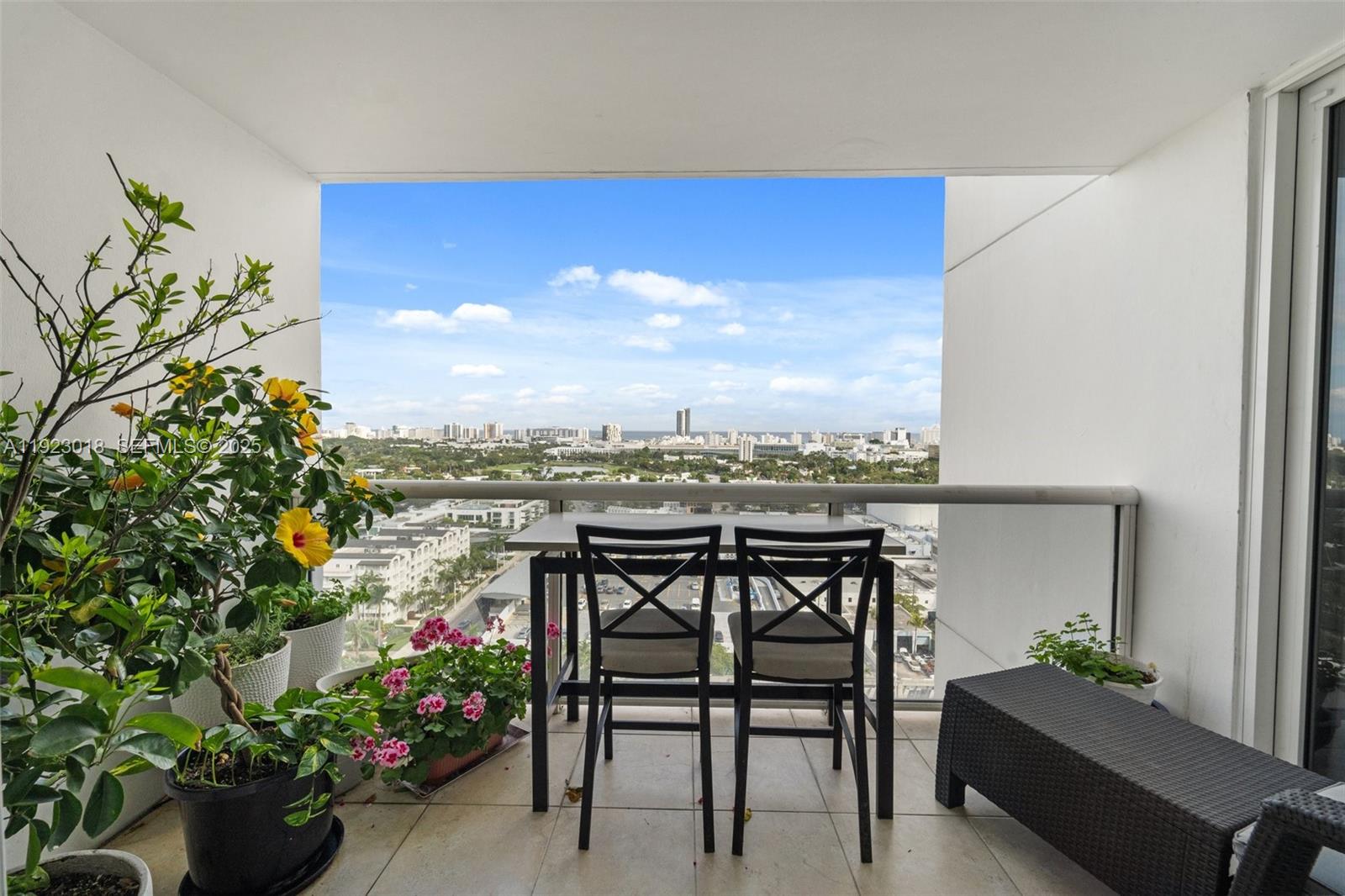 1900 Sunset Harbour Dr #2115 Miami Beach, FL 33139