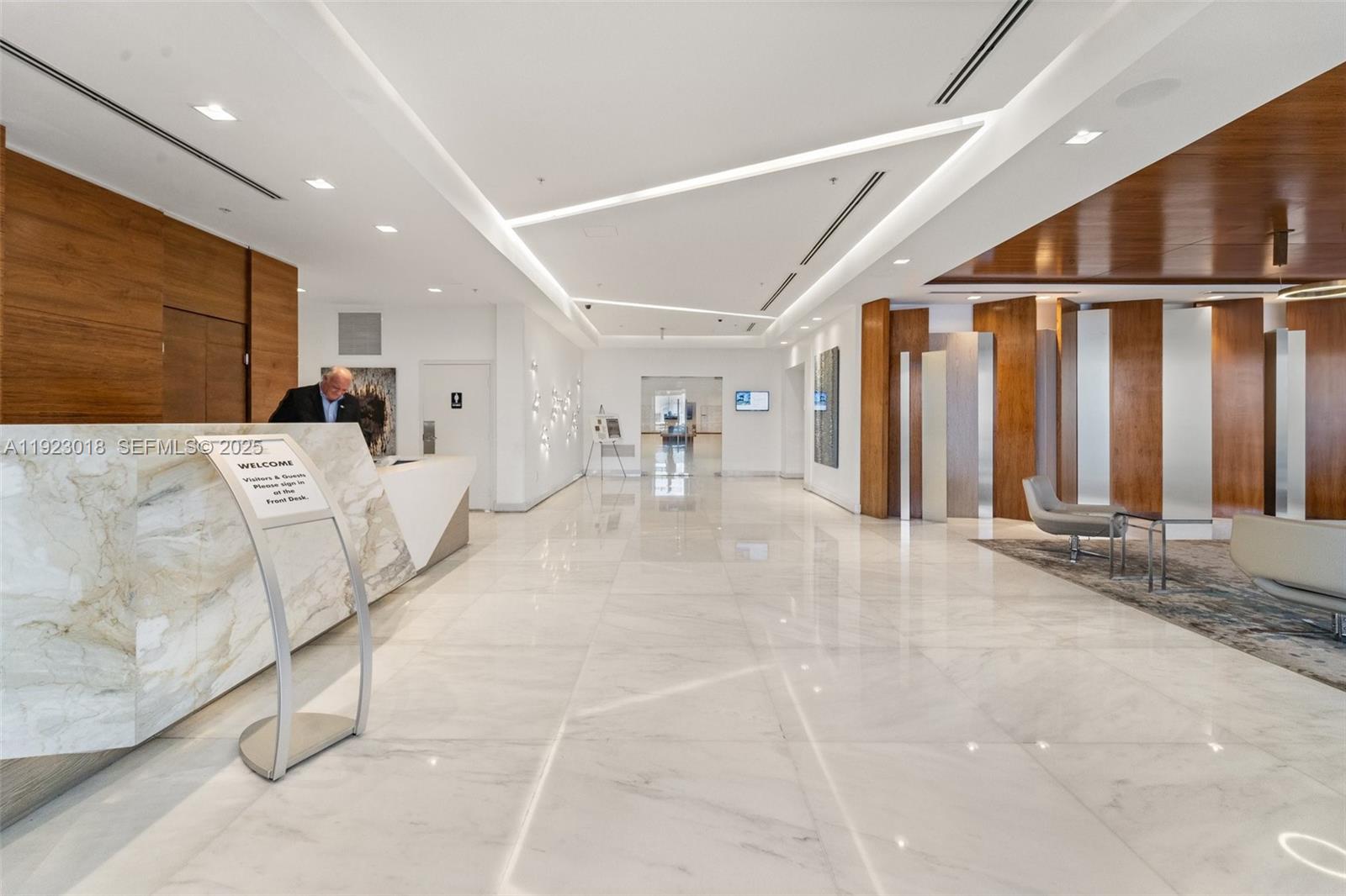 1900 Sunset Harbour Dr #2115 Miami Beach, FL 33139