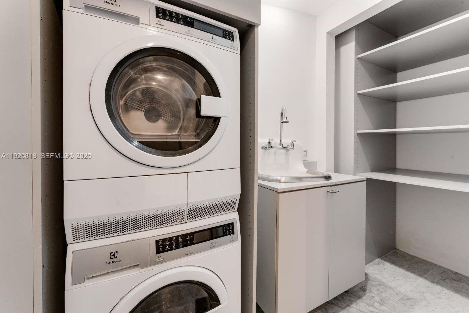 801 S Miami Ave #3804 Miami, FL 33130