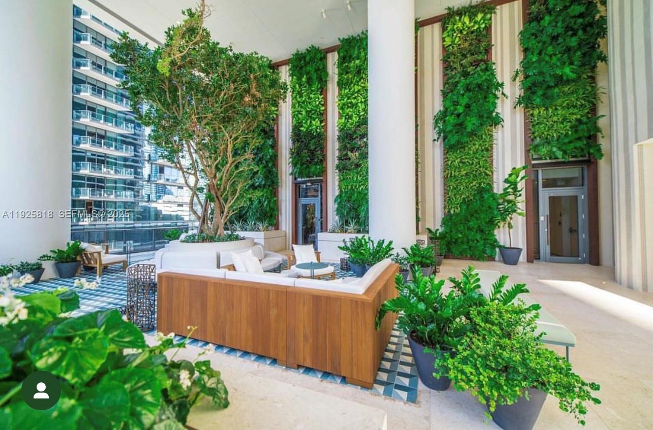 801 S Miami Ave #3804 Miami, FL 33130