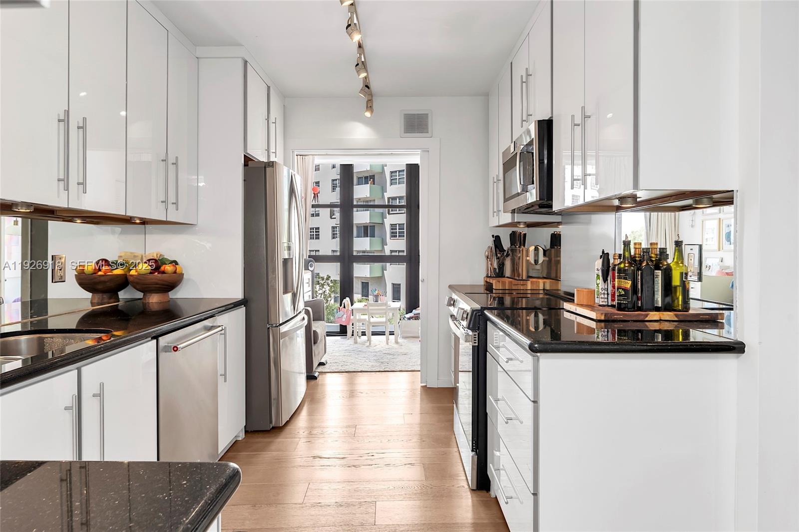 9 Island Ave #415 Miami Beach, FL 33139