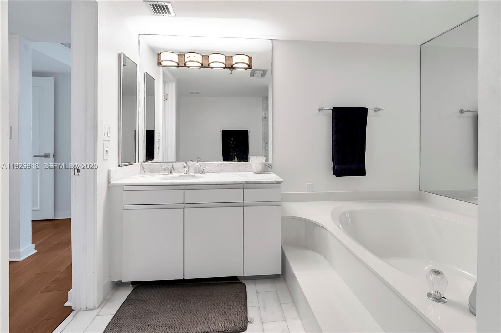 9 Island Ave #415 Miami Beach, FL 33139