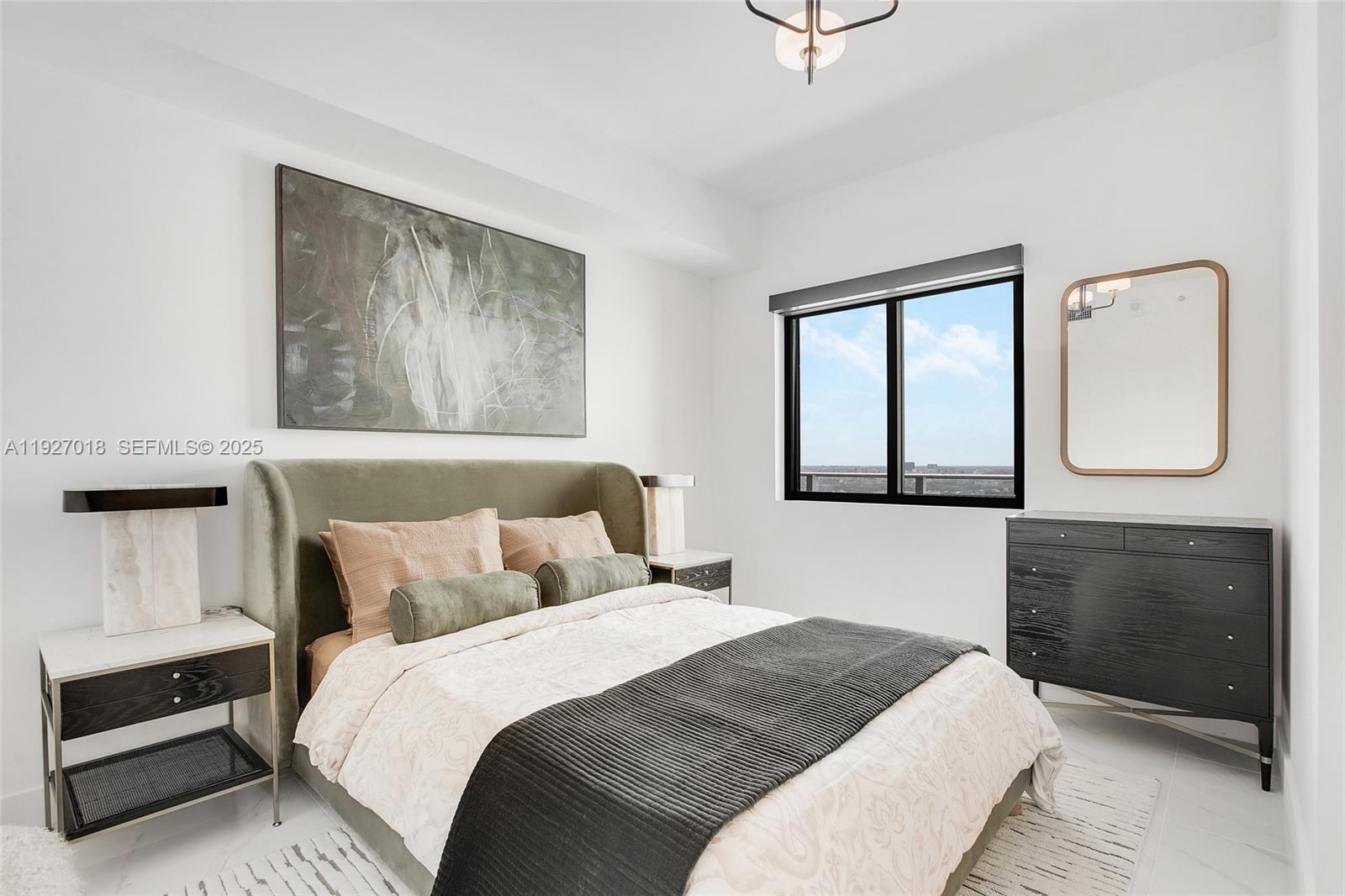 700 NE 24th St #2702 Miami, FL 33137