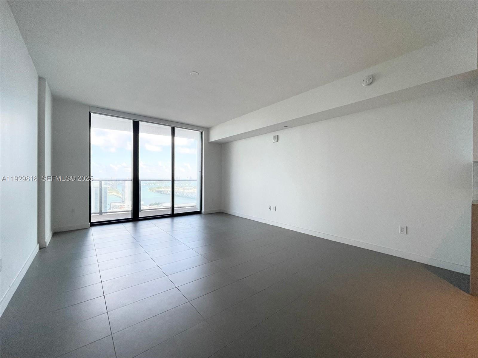 1600 NE 1st Ave #3202 Miami, FL 33132