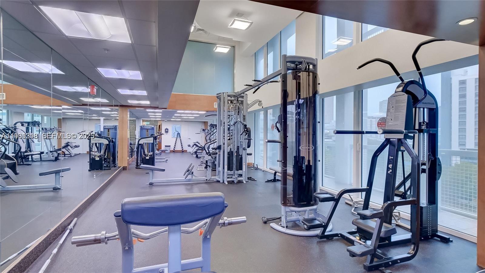 image Brickell on the River North26