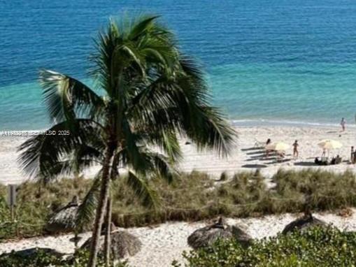 1111 Crandon Blvd #A504 Key Biscayne, FL 33149