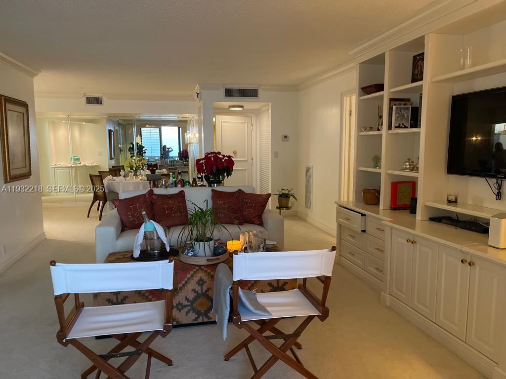 1111 Crandon Blvd #A504 Key Biscayne, FL 33149