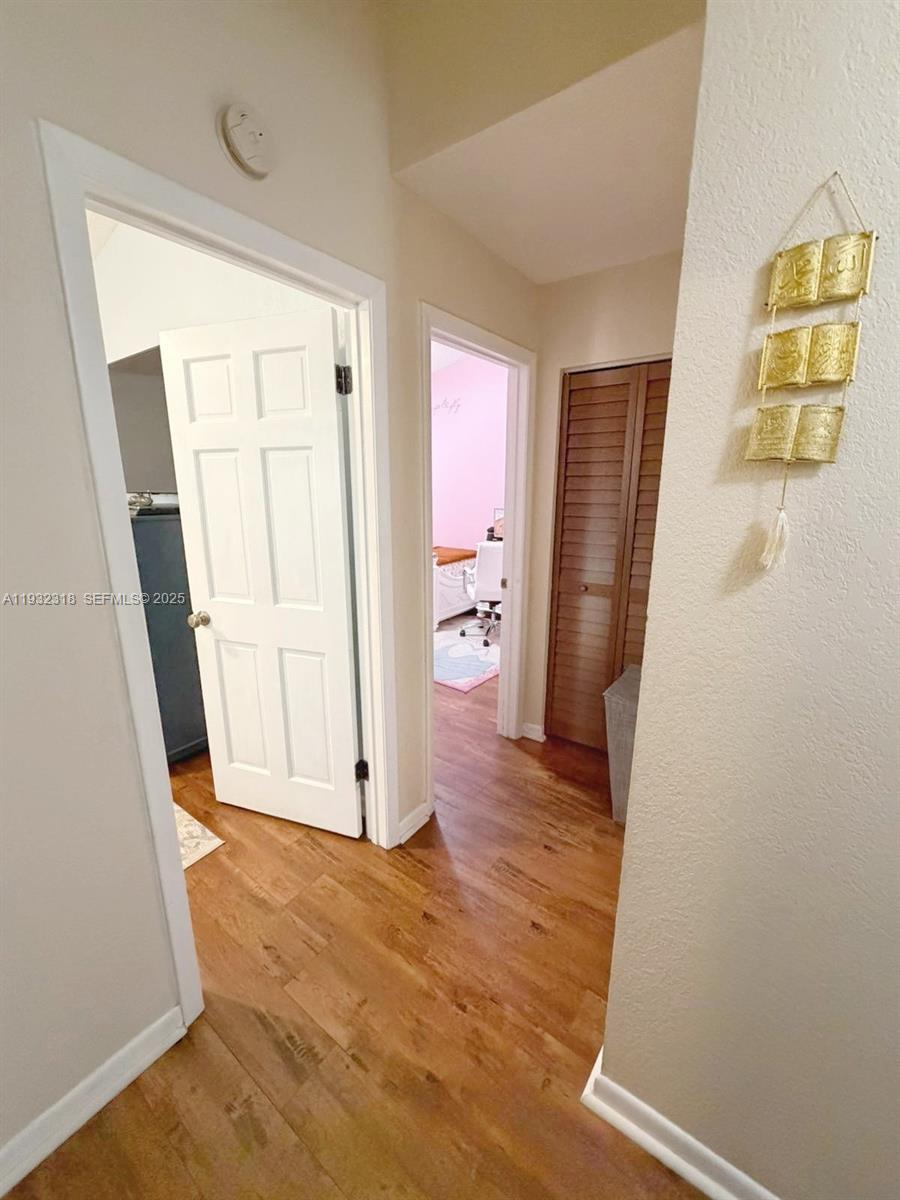 10877 NW 8th St Pembroke Pines, FL 33026