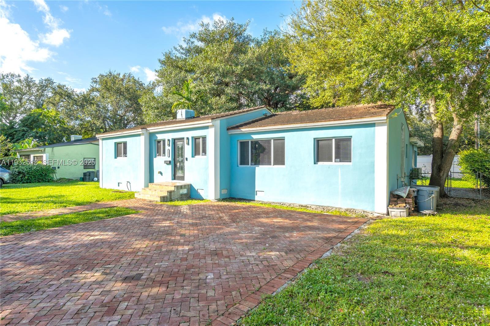 9402 NW 2nd Pl Miami Shores, FL 33150