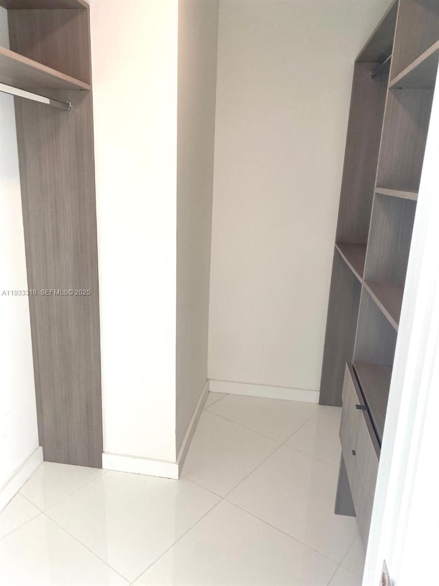 image Paramount Miami Worldcenter9