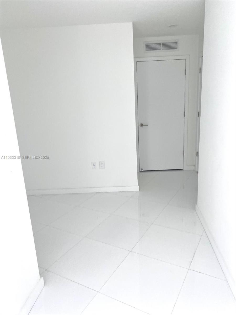 image Paramount Miami Worldcenter13