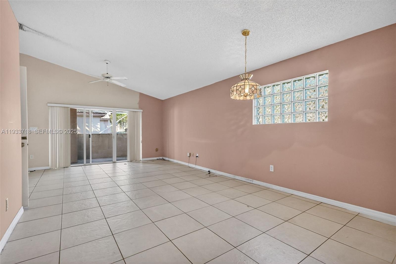 1244 NW 171st Ave Pembroke Pines, FL 33028
