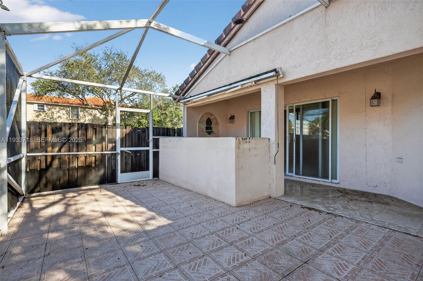 1244 NW 171st Ave Pembroke Pines, FL 33028