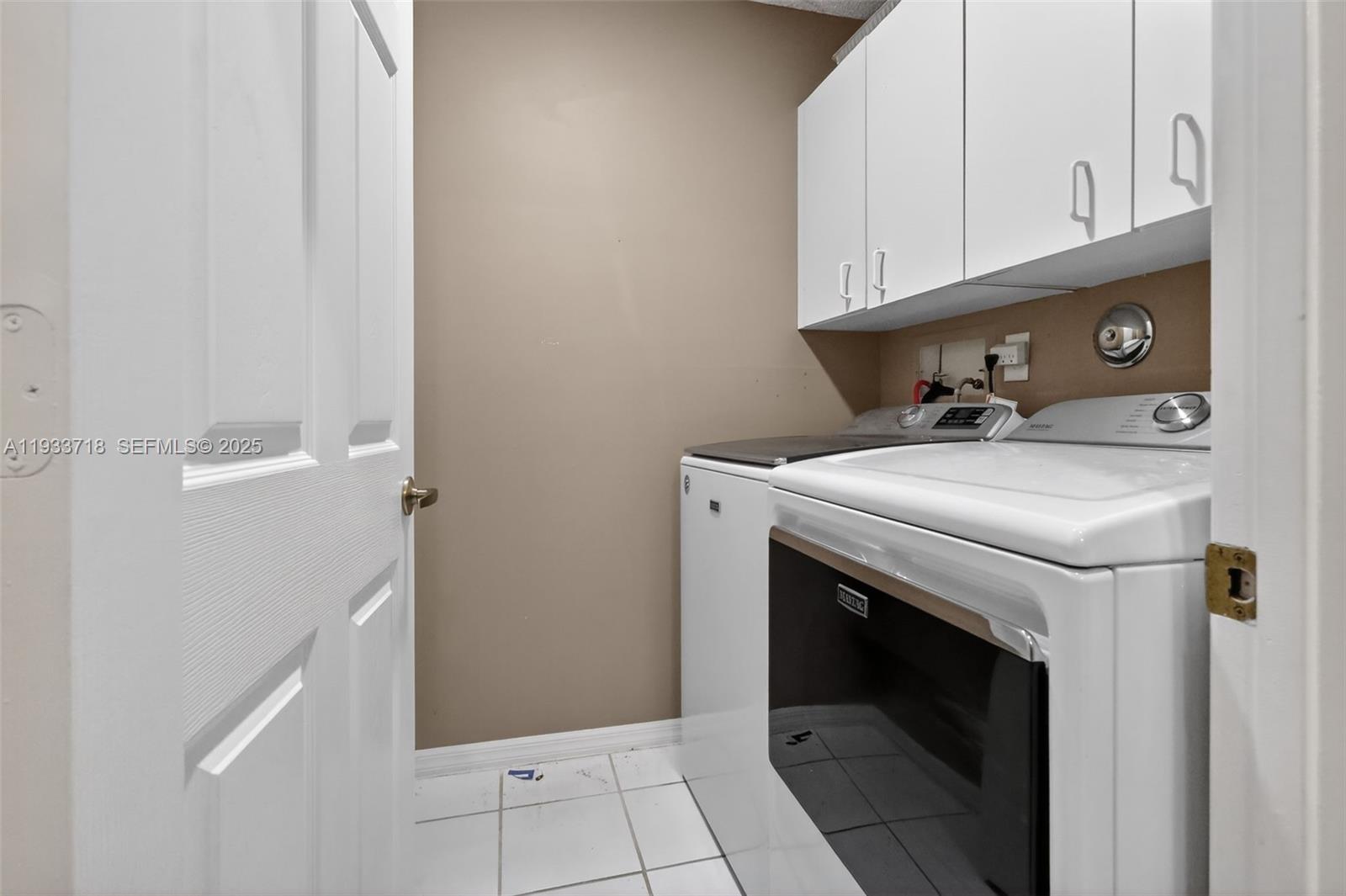 1244 NW 171st Ave Pembroke Pines, FL 33028