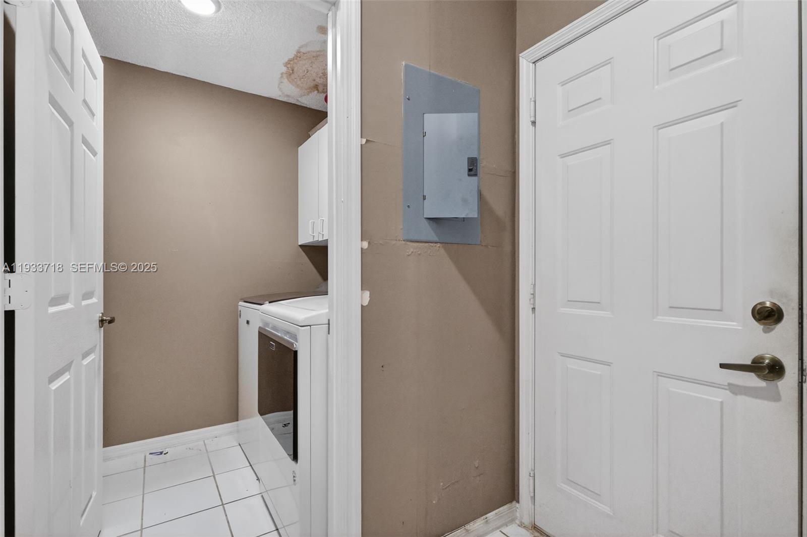 1244 NW 171st Ave Pembroke Pines, FL 33028