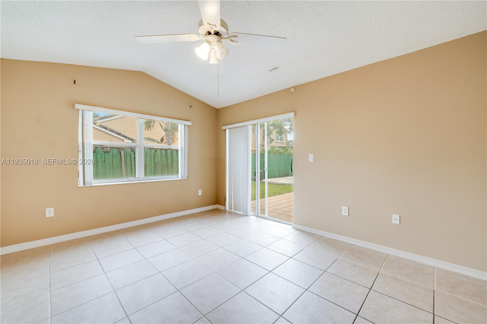 16154 SW 85th St Miami, FL 33193