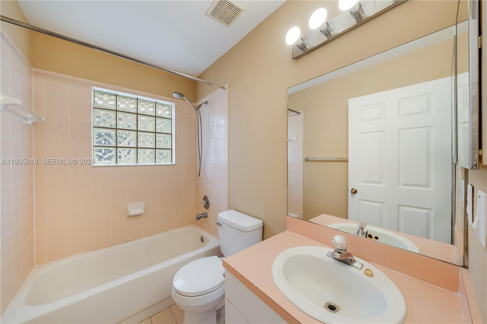16154 SW 85th St Miami, FL 33193