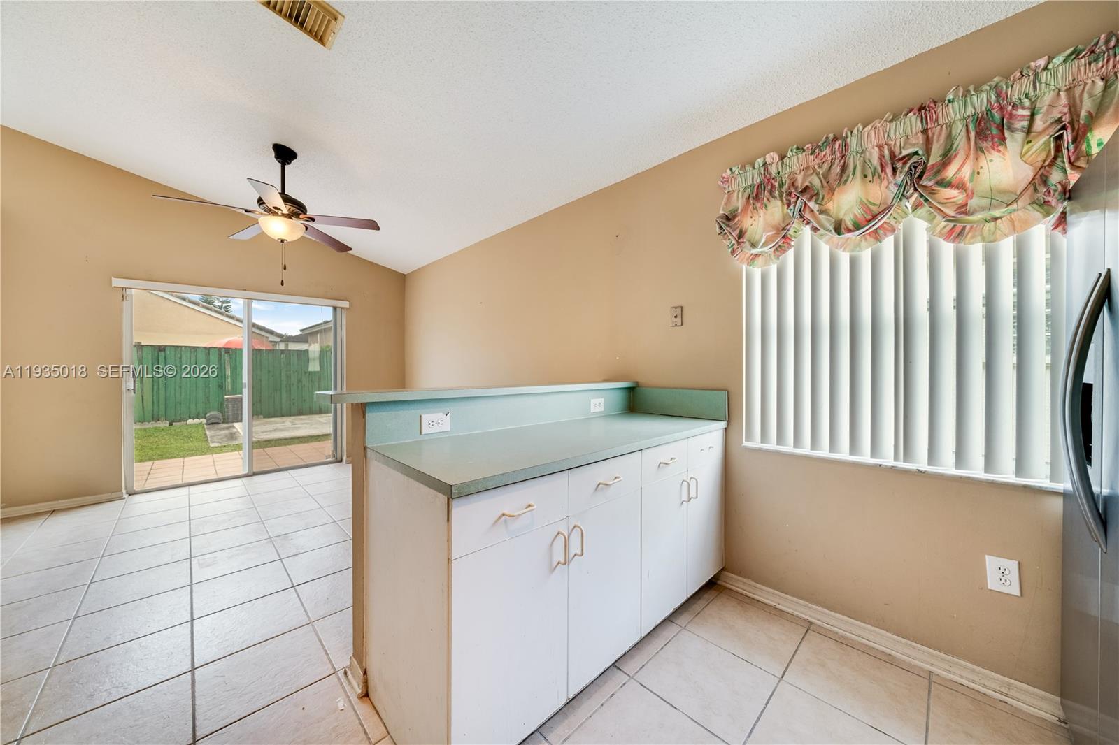 16154 SW 85th St Miami, FL 33193