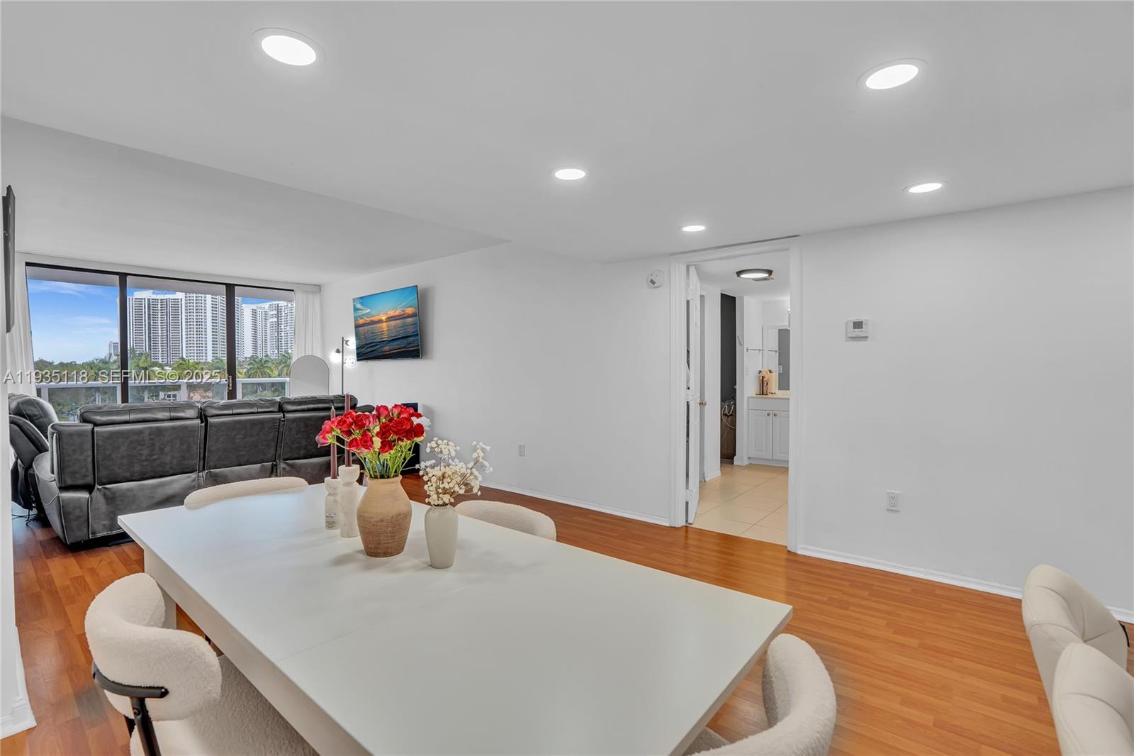 3675 N Country Clb Dr #410 Aventura, FL 33180