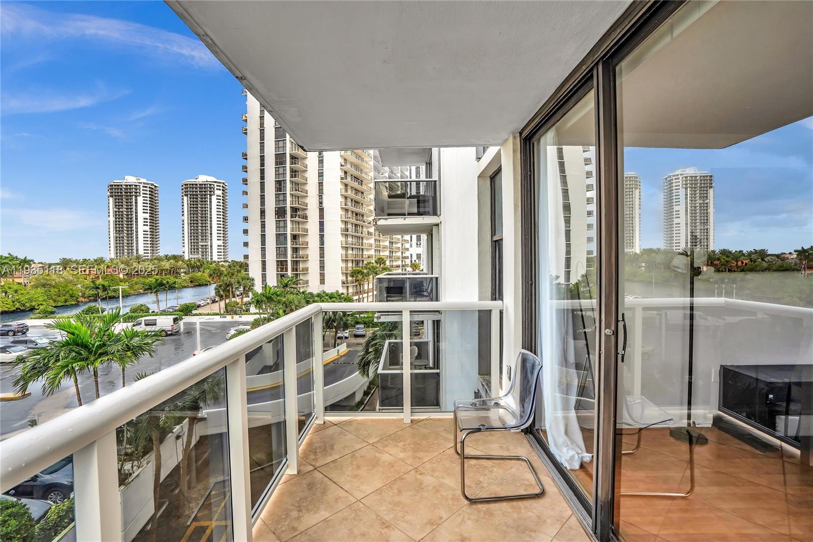 3675 N Country Clb Dr #410 Aventura, FL 33180