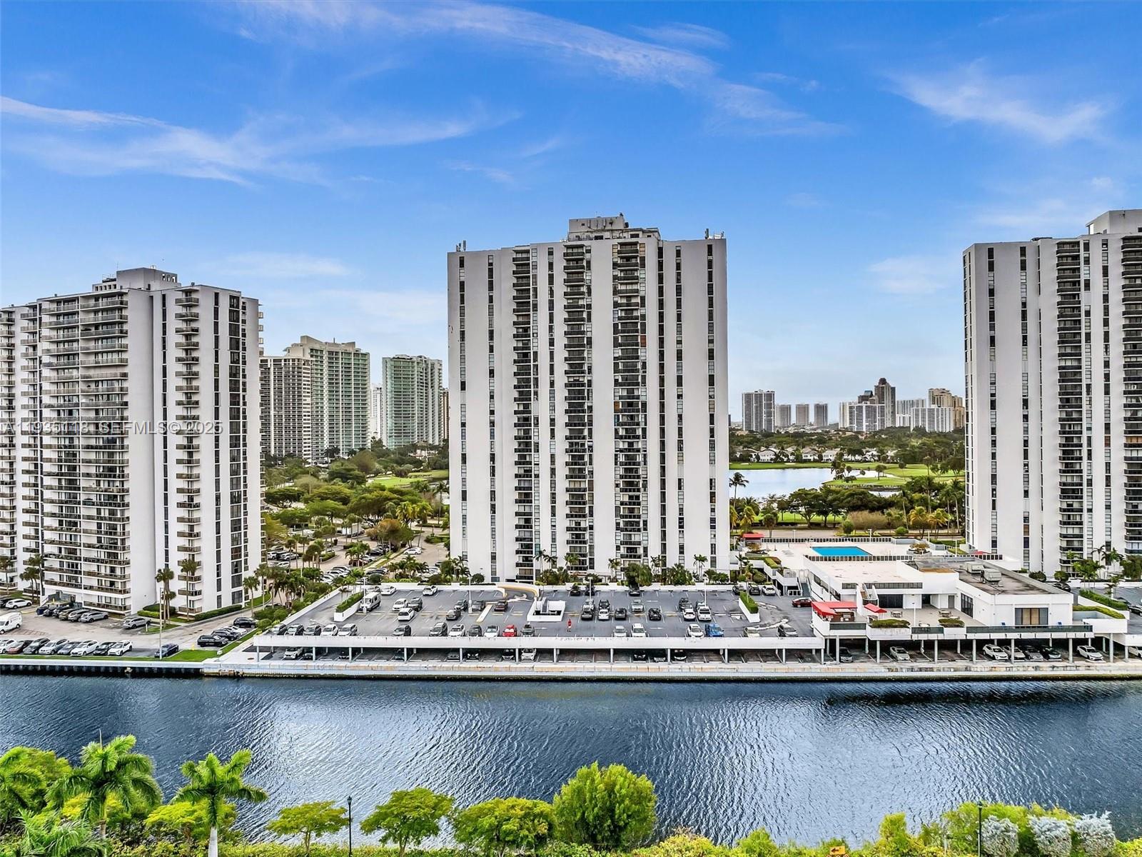 3675 N Country Clb Dr #410 Aventura, FL 33180