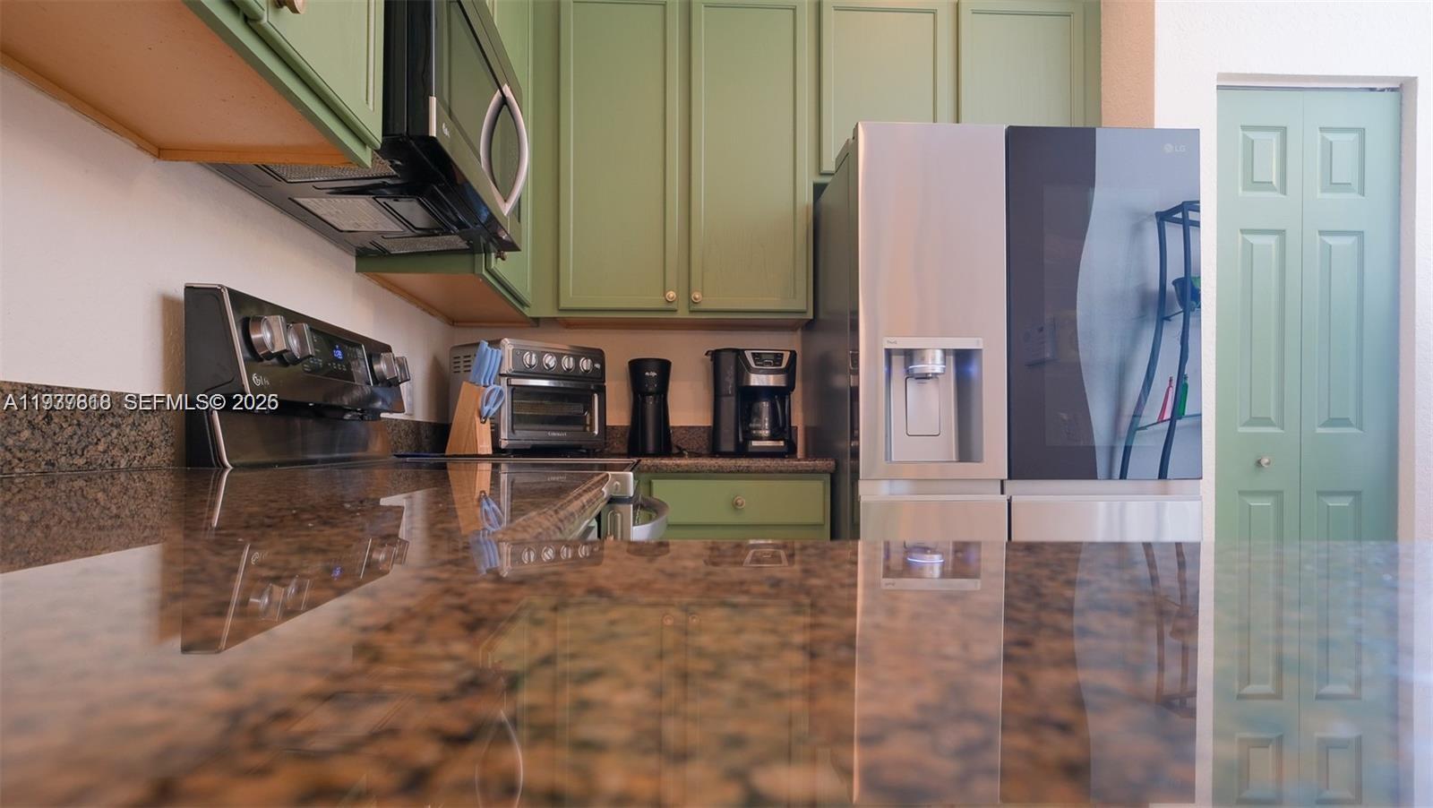 104 Harbors Way Boynton Beach, FL 33435