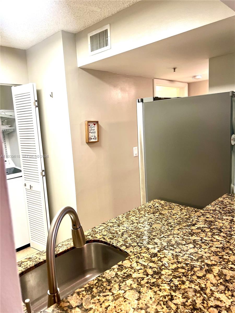 2711 Ocean Clb Blvd #207 Hollywood, FL 33019