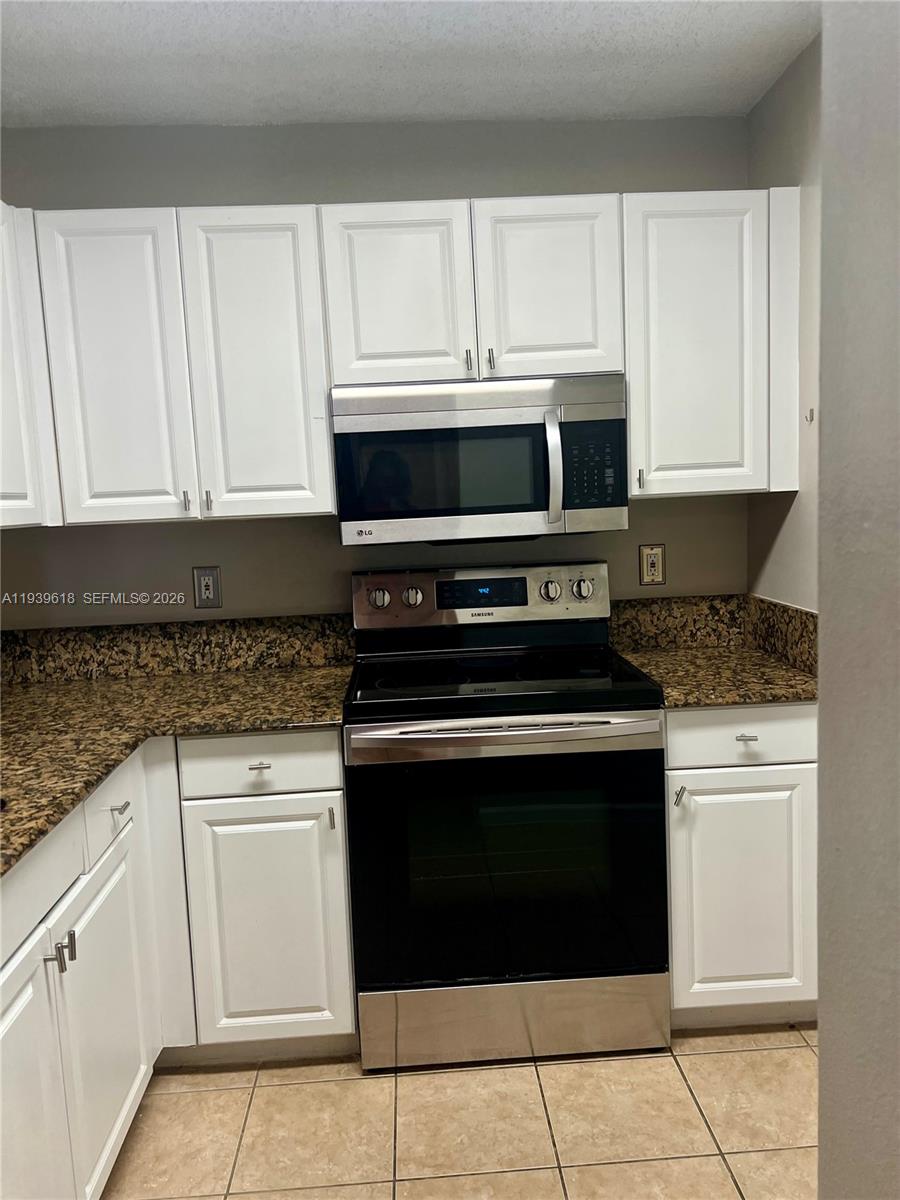 2711 Ocean Clb Blvd #207 Hollywood, FL 33019