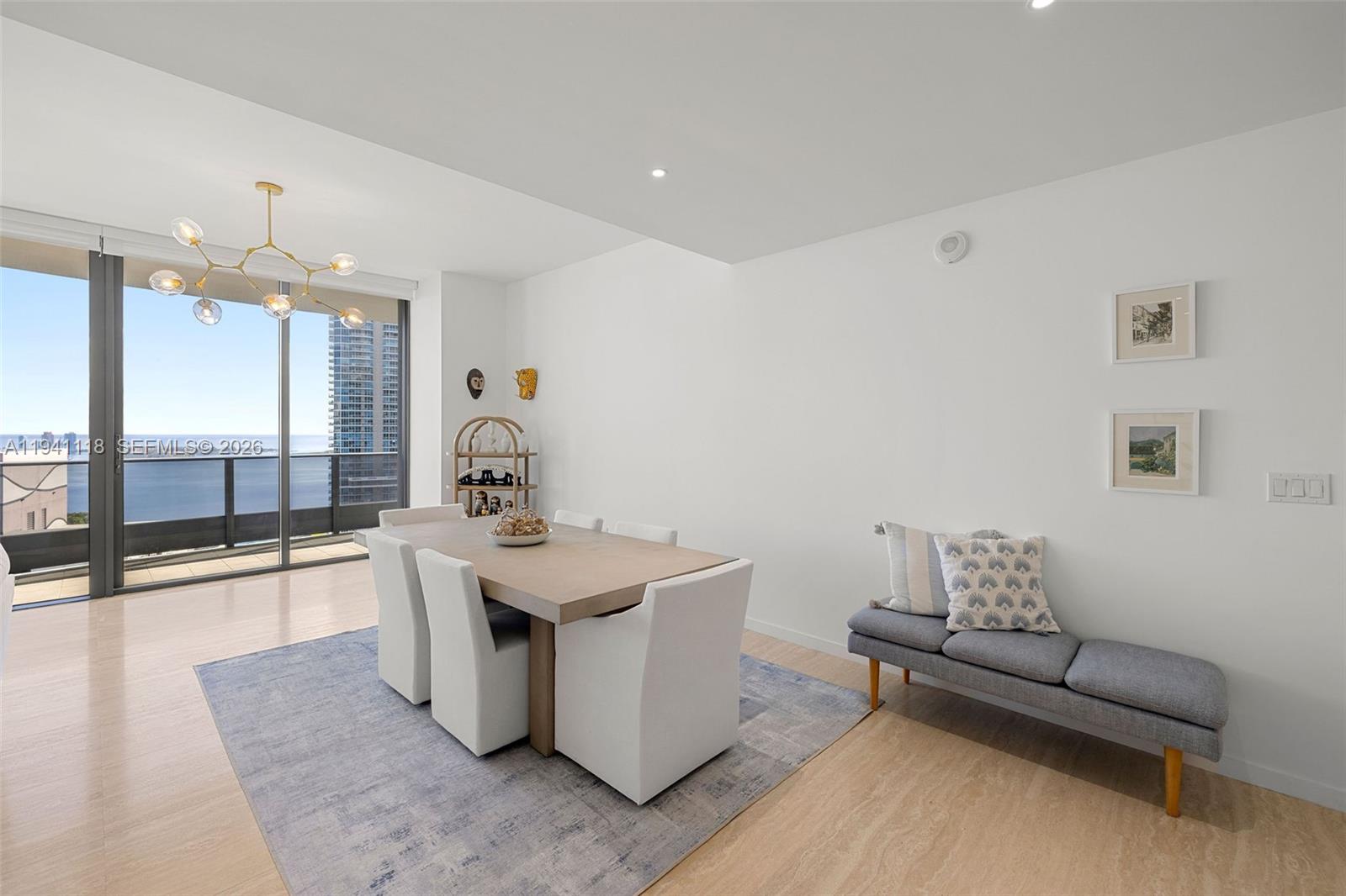 1000 Brickell Plz #PH5403 Miami, FL 33131