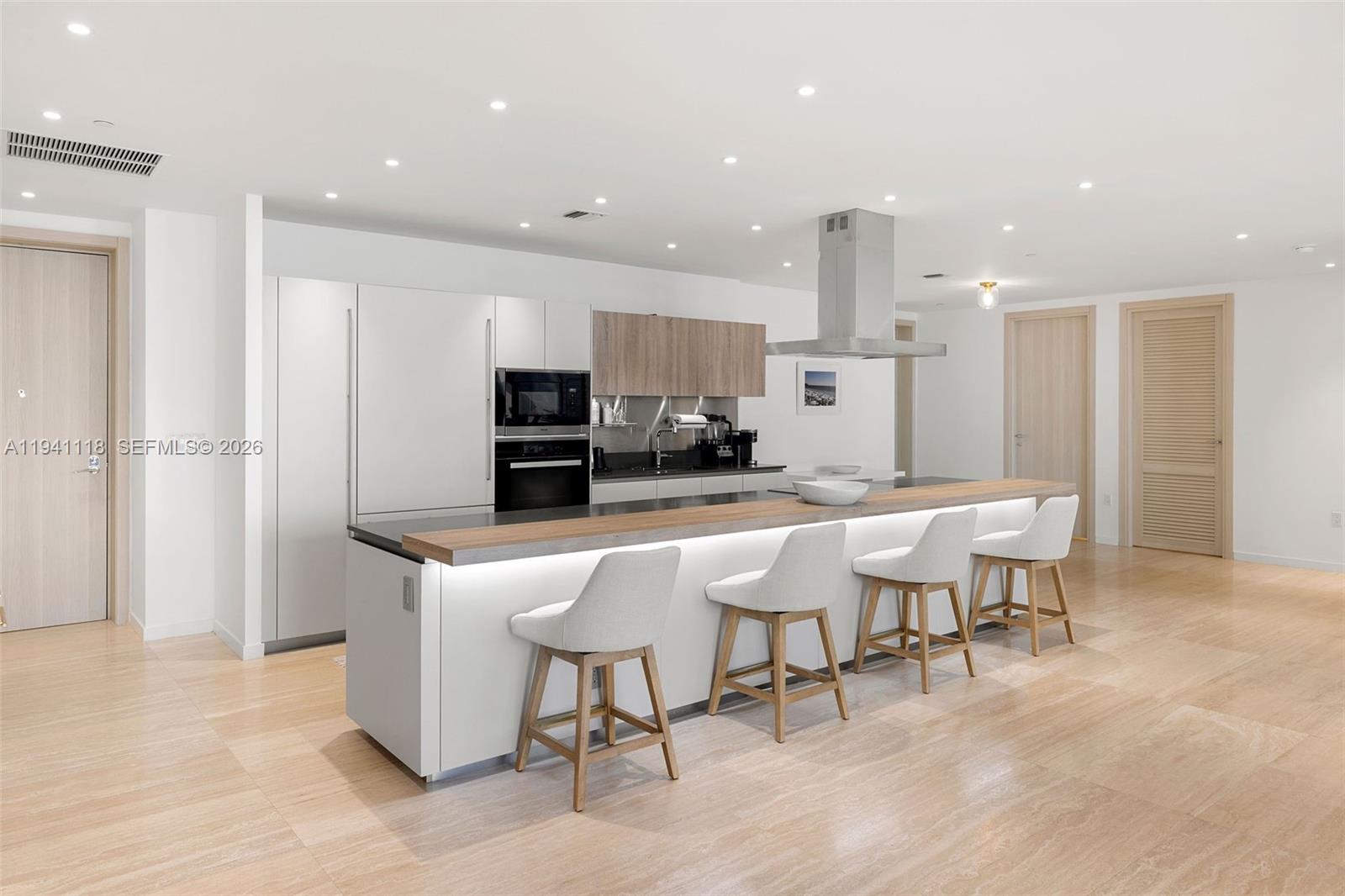 1000 Brickell Plz #PH5403 Miami, FL 33131