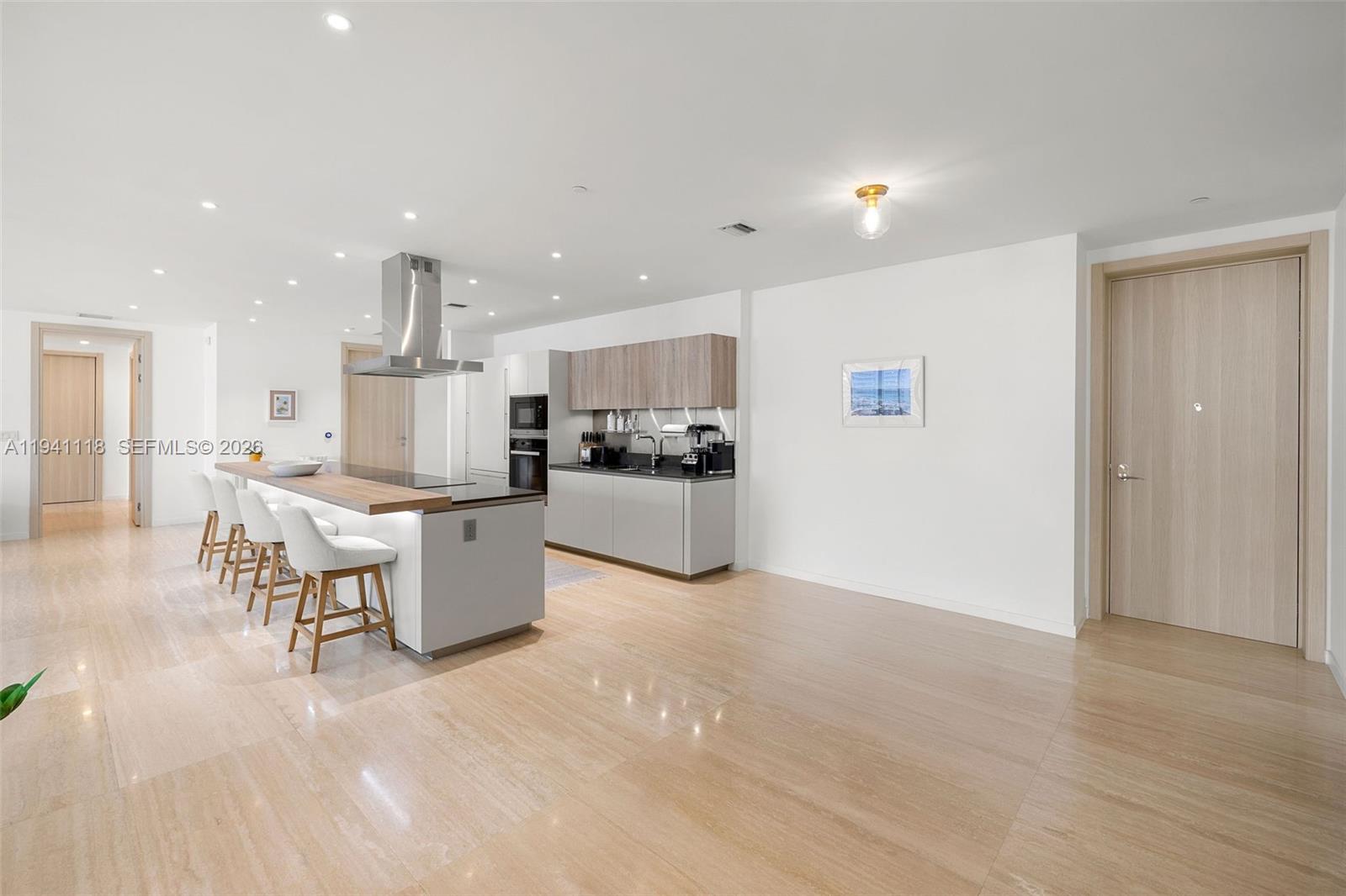 1000 Brickell Plz #PH5403 Miami, FL 33131