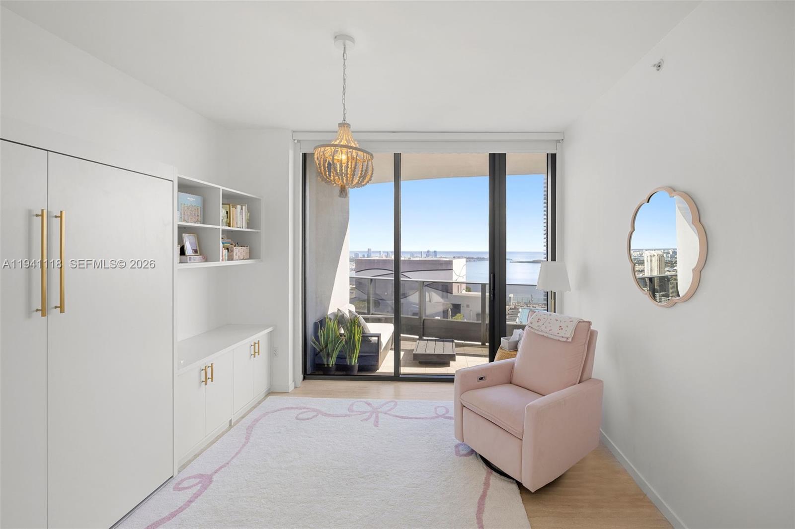 1000 Brickell Plz #PH5403 Miami, FL 33131